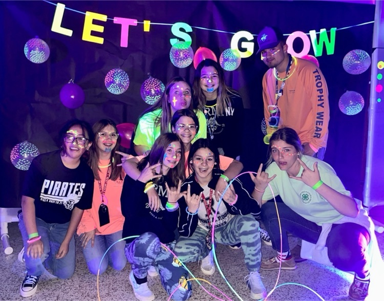 glow party 
